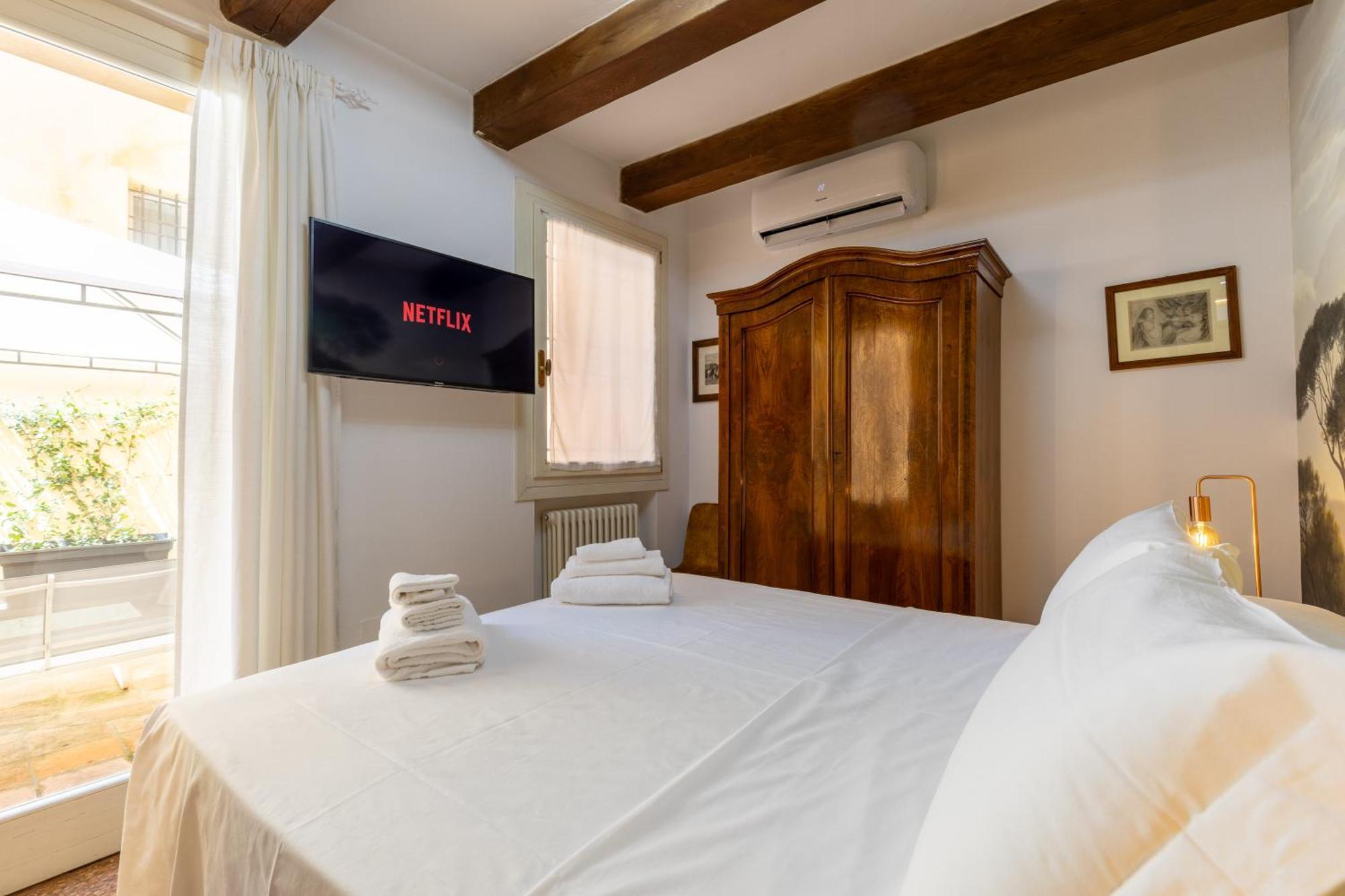 Frassinago Deluxe Suites-Bolognarooms ภายนอก รูปภาพ