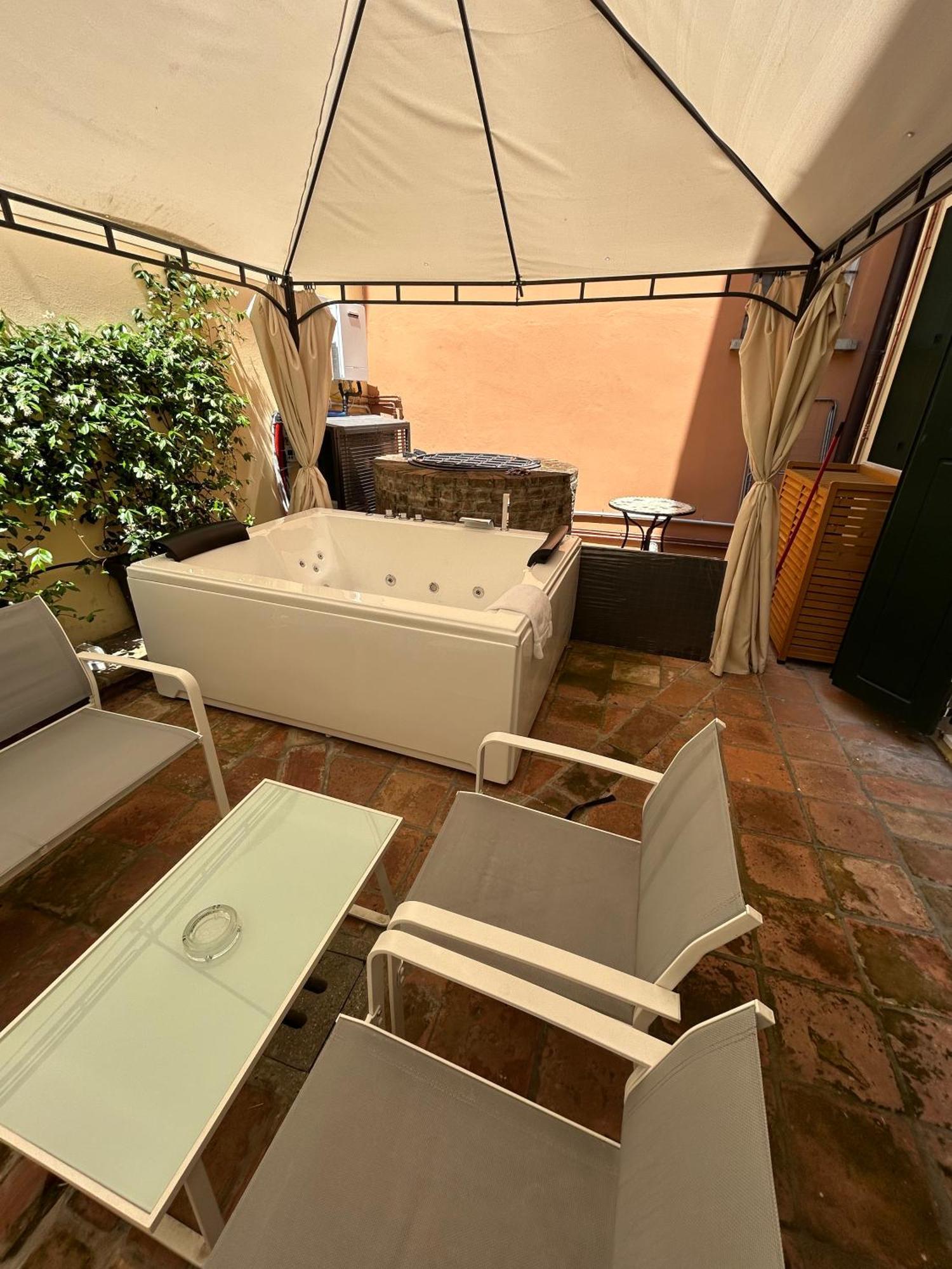 Frassinago Deluxe Suites-Bolognarooms ภายนอก รูปภาพ